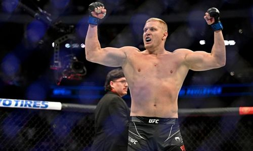 Россиянин стал резервным бойцом на главный поединок турнира UFC с участием Шавката Рахмонова