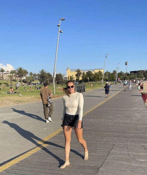 Соболенко после победы над Рыбакиной показала фото в соблазнительных нарядах