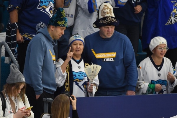 «Не обреченность, а скорее фатализм». Большое интервью Дениса Казанского о причинах провала «Барыса», легионерах в сборной Казахстана и беде болельщиков