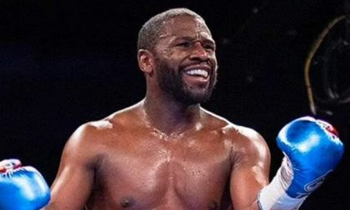 «Грустно смотреть». Мэйвезер вызвал сожаление после провального боя