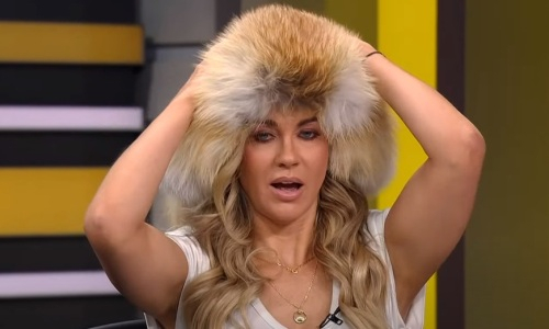 «Если это не сексуально, то я не знаю». Шавкат Рахмонов заставил ревновать мужа горячей красотки из UFC