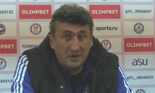 «Его мастерство решило многое в этой игре». Цхададзе быстро нашел «виновного» в поражении «Каспия» от «Ордабасы»