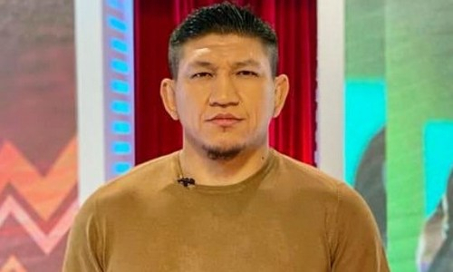 «Пока жив этот парень, никто не может быть лучше него!». Куат Хамитов озвучил имя величайшего бойца