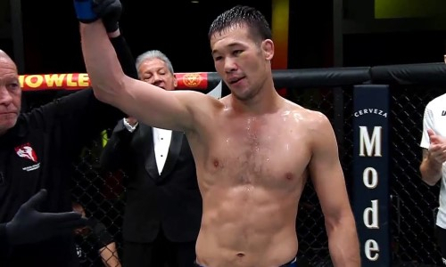 «Если честно». Казахстанский боец UFC разобрал победу Рахмонова над Нилом