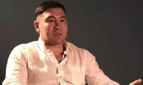 «И в подметки не годились». Серик Сапиев объяснил слова Бахыта Сарсекбаева об узбекистанских боксерах