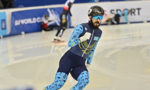 Казахстанец пробился в четвертьфинал чемпионата мира по шорт-треку