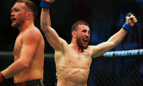 Бывший чемпион UFC в двух весах сделал заявлением о бое с обидчиком Петра Яна