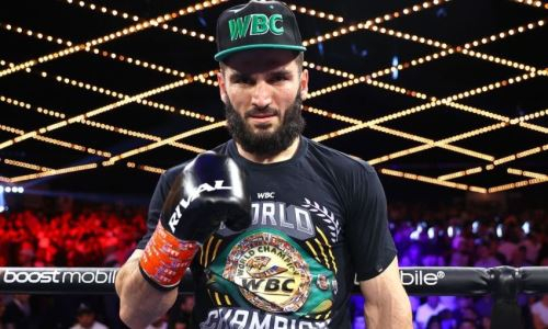 «Мы же взрослые ребята». Артур Бетербиев рассказал о своих гонорарах