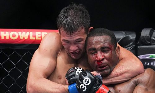 Рахмонов оценил свой необычный финиш в UFC