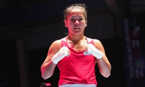 Трехкратная призерка чемпионата мира по боксу из Казахстана испытала проблемы на старте ЧМ-2023