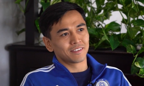 «Надо мной сначала прикалывались». Футболист сборной Казахстана объяснил смену имиджа