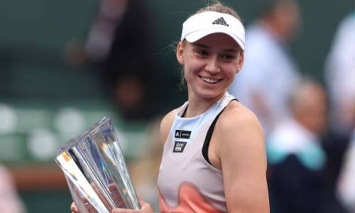 Хрупкая Елена Рыбакина поразила своей физической силой. Видео