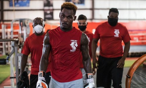 Абсолютный чемпион мира объявил сроки возвращения на ринг и назвал соперника