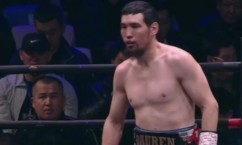 Елеусинов опустился в мировом рейтинге после нокаута узбекистанского боксера