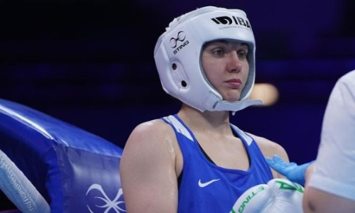 Неожиданным разгромом завершился бой казахстанки за выход в финал женского ЧМ-2023 по боксу