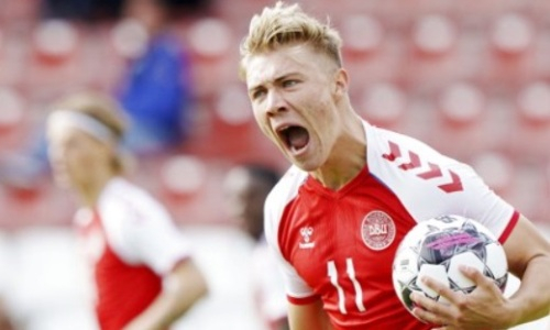 Дания вырвала победу на хет-трике перед матчем с Казахстаном