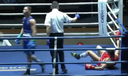 Зверским нокаутом за секунду до гонга закончился бой узбекистанского боксера. Видео