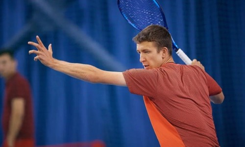 Теннисист из Казахстана неудачно стартовал на турнире в Индии