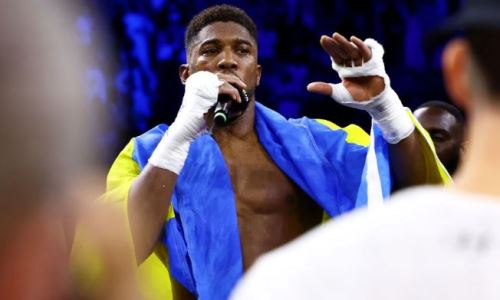 Джошуа эмоционально отреагировал на срыв боя Усик — Фьюри