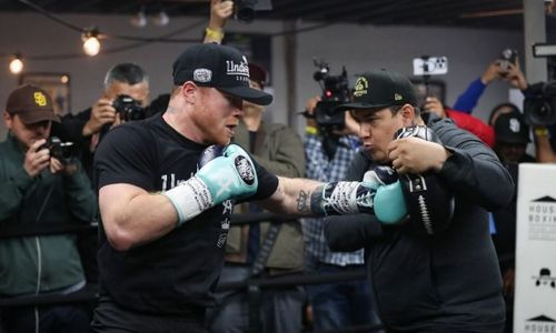 Тренер «Канело» удивил признанием о реванше с Биволом