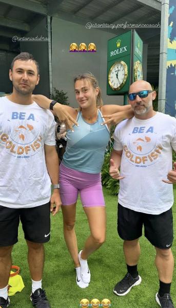 Арина Соболенко выложила забавное фото после поражения от Елены Рыбакиной