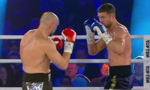 Боксер из Казахстана брутальным нокаутом выиграл бой за титул