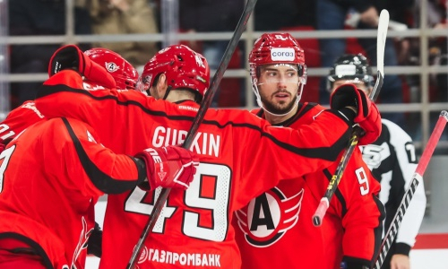 Хоккеист сборной Казахстана определился со своим будущем в клубе КХЛ