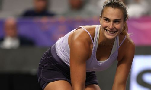 Принципиальная соперница Рыбакиной в откровенном наряде предстала на фотосессии. Видео