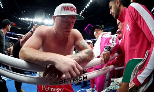 Сауля «Канело» Альвареса обвинили в пьянстве