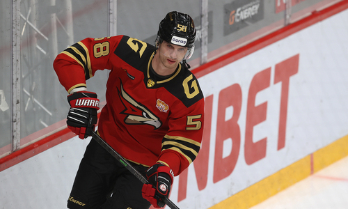 Поступок хоккеиста сборной Казахстана в плей-офф оправдали в топ-клубе КХЛ