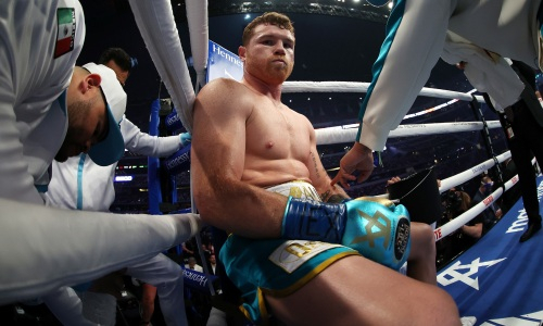 «Канело» выбрал легкий путь после боя с Головкиным