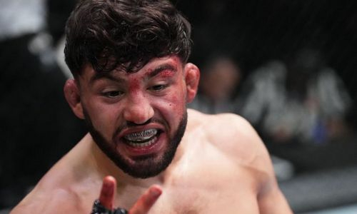 Обидчик Дамира Исмагулова лишился соперника за две недели до боя в UFC