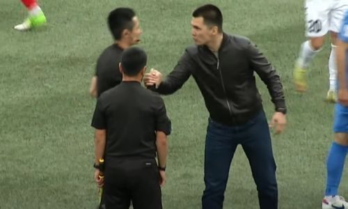 «Уйдите н**** от него». Директор клуба КПЛ подошел к судье на поле сразу после матча. Видео