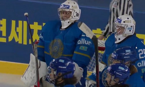 Казахстан проиграл второй матч на женском ЧМ-2023 по хоккею