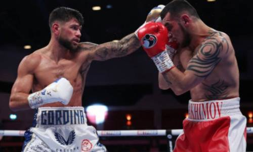 Видео полного боя Шавката Рахимова за титул чемпиона мира с первым поражением в карьере