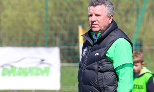 Казахстанский тренер выиграл третий подряд матч в европейском чемпионате