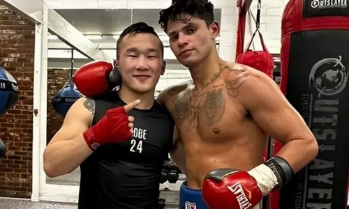 «Я не крот». Монгольский боксер отреагировал на обвинения Райана Гарсии