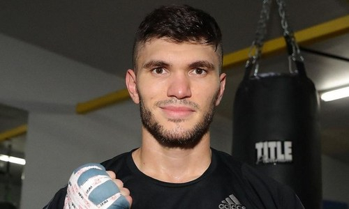 Казахстанский боксер из команды Головкина приступил к тренировкам в США