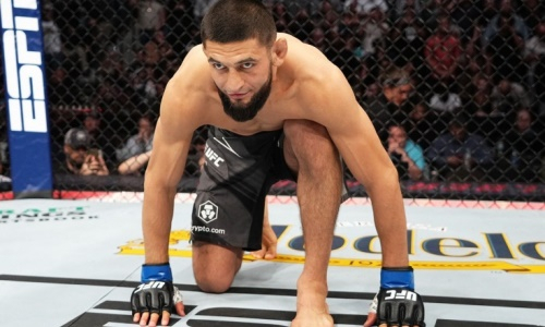 Рахмонов? Названы два бойца UFC, которые не уступают Чимаеву в борьбе
