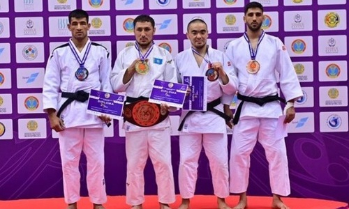 Казахстан выиграл дуэль у Узбекистана за «золото» ЧА-2023 по парадзюдо