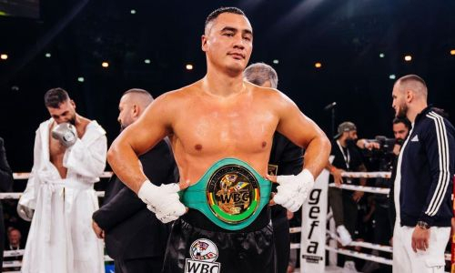 Непобежденного казахстанского боксера исключили из «элиты»