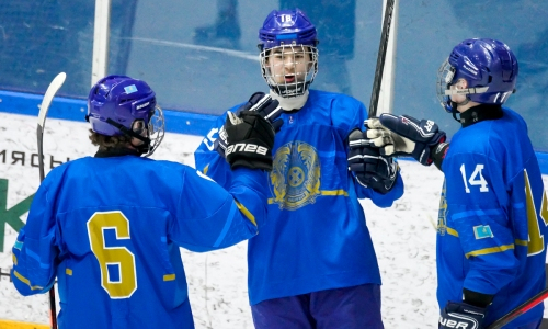 Казахстан триумфально выступил на юношеском чемпионате мира по хоккею