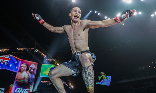 «Мы здесь, чтобы делать больно». Топовому казахстанскому бойцу пригрозили нокаутом