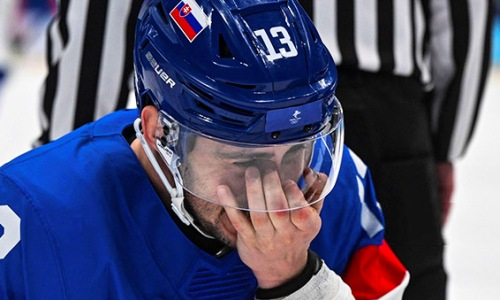 Экс-нападающий «Барыса» покинул клуб КХЛ