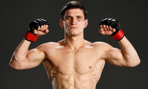 Непобежденный российский боец обратился к казахстанцам после победы в UFC