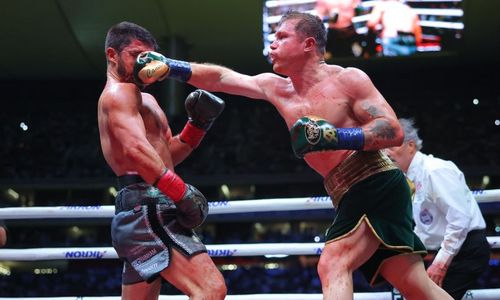 «Побили очень жестко». Мэйвезер вынес суровый вердикт «Канело» 