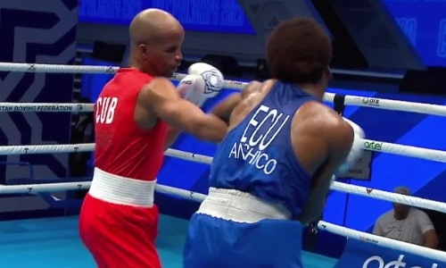 Двукратный олимпийский чемпион нокаутом выиграл бой за выход в четвертьфинал ЧМ-2023 по боксу. Видео