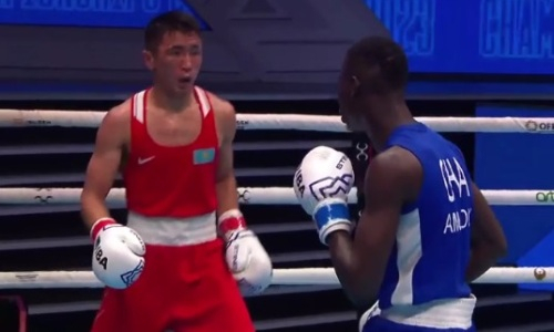 Видео боя «Казахского Ломаченко» за выход в полуфинал ЧМ-2023 по боксу