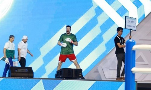 Джалолова без боя пустили в финал ЧМ-2023 после победы над Кункабаевым