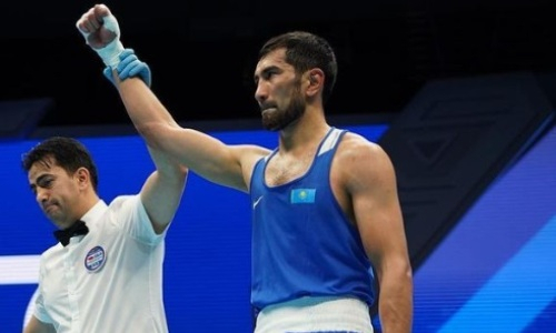 Капитан сборной Казахстана побил «фаната Мэйвезера» и вышел в финал ЧМ-2023 по боксу